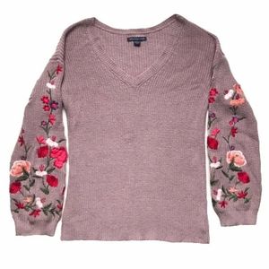 AE rose sleeve sweater